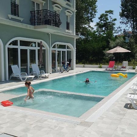 Riverside VIP Аpartments Aparthotel Sunny Beach Buitenkant foto