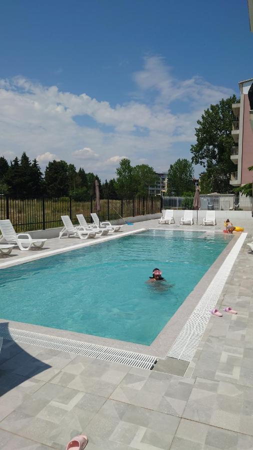 Riverside VIP Аpartments Aparthotel Sunny Beach Buitenkant foto