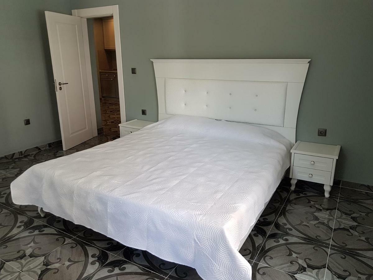Riverside VIP Аpartments Aparthotel Sunny Beach Buitenkant foto